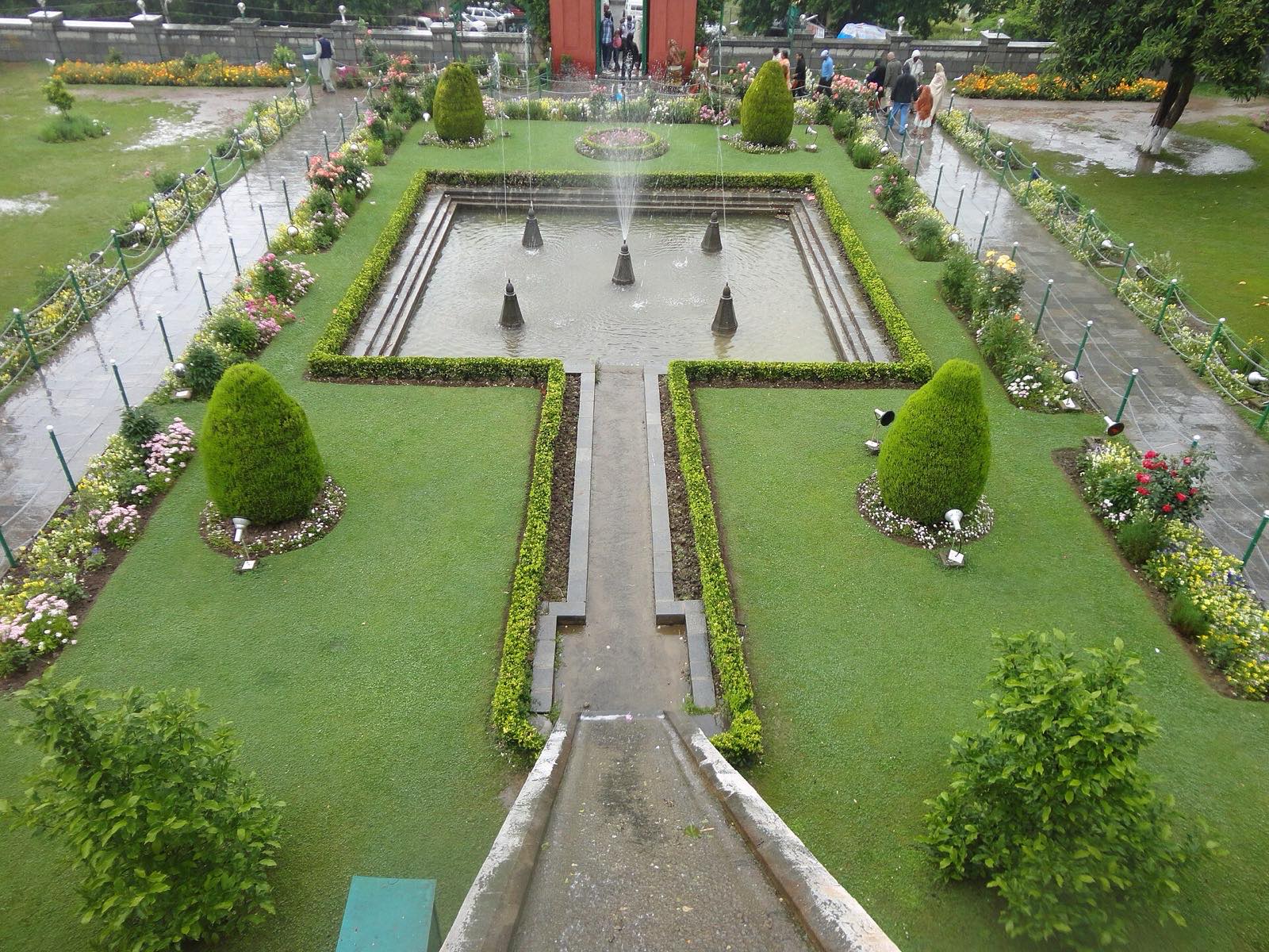 Nishat Bagh, Srinagar